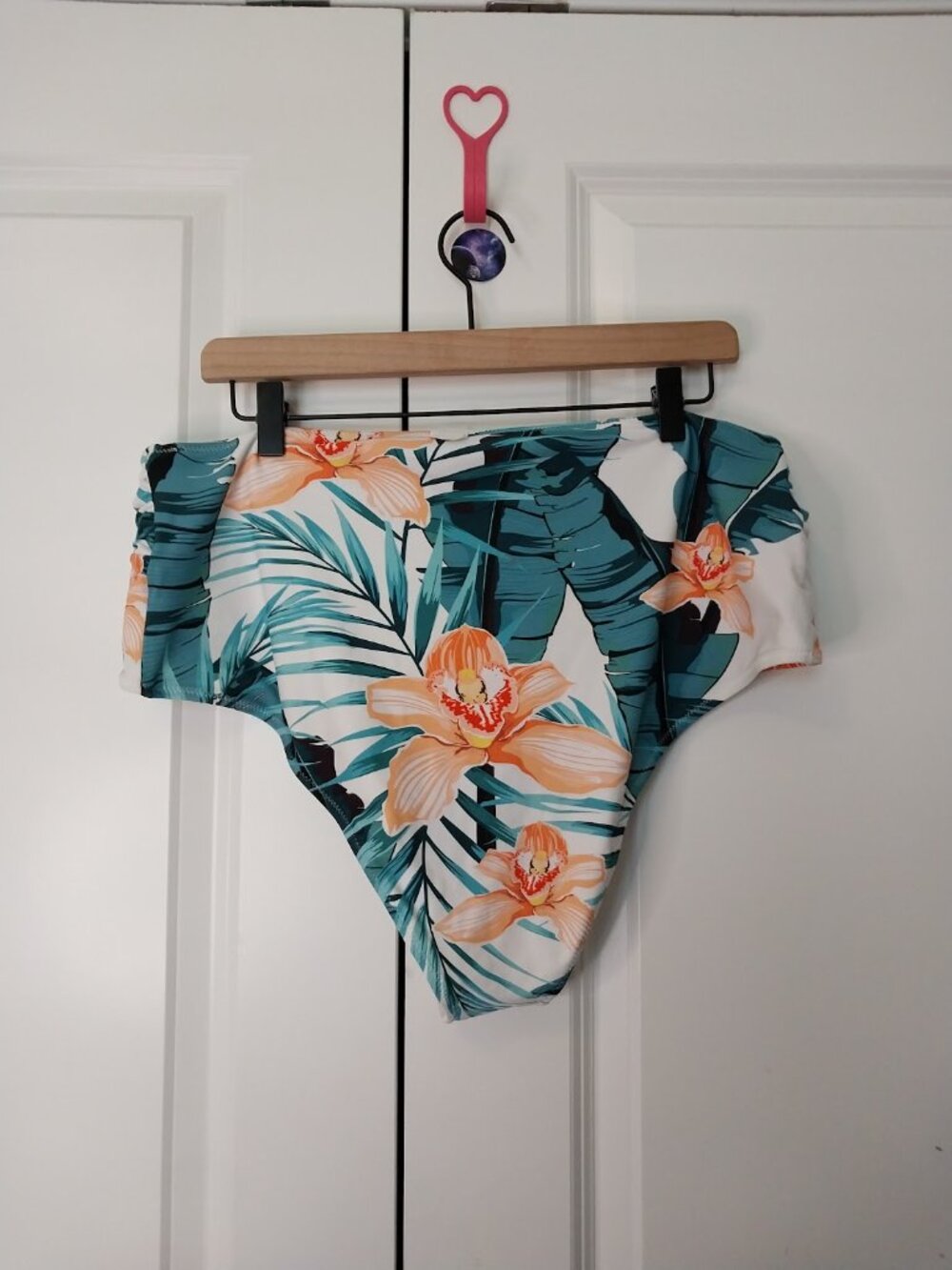 Cupshe Floral Ruffle Plus Size Bikini - Picture 13 of 13